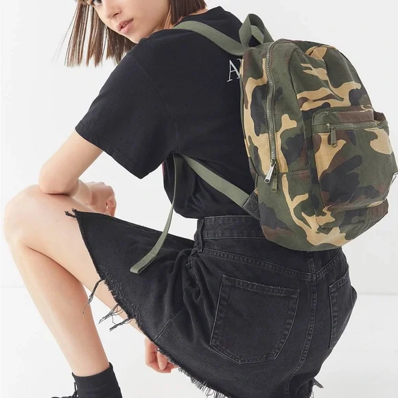 Herschel Supply Company | Bags | Herschel Supply Co Grove  display picture 1